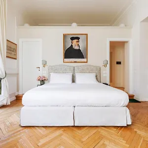 Relais Donna Lucrezia בית הארחה