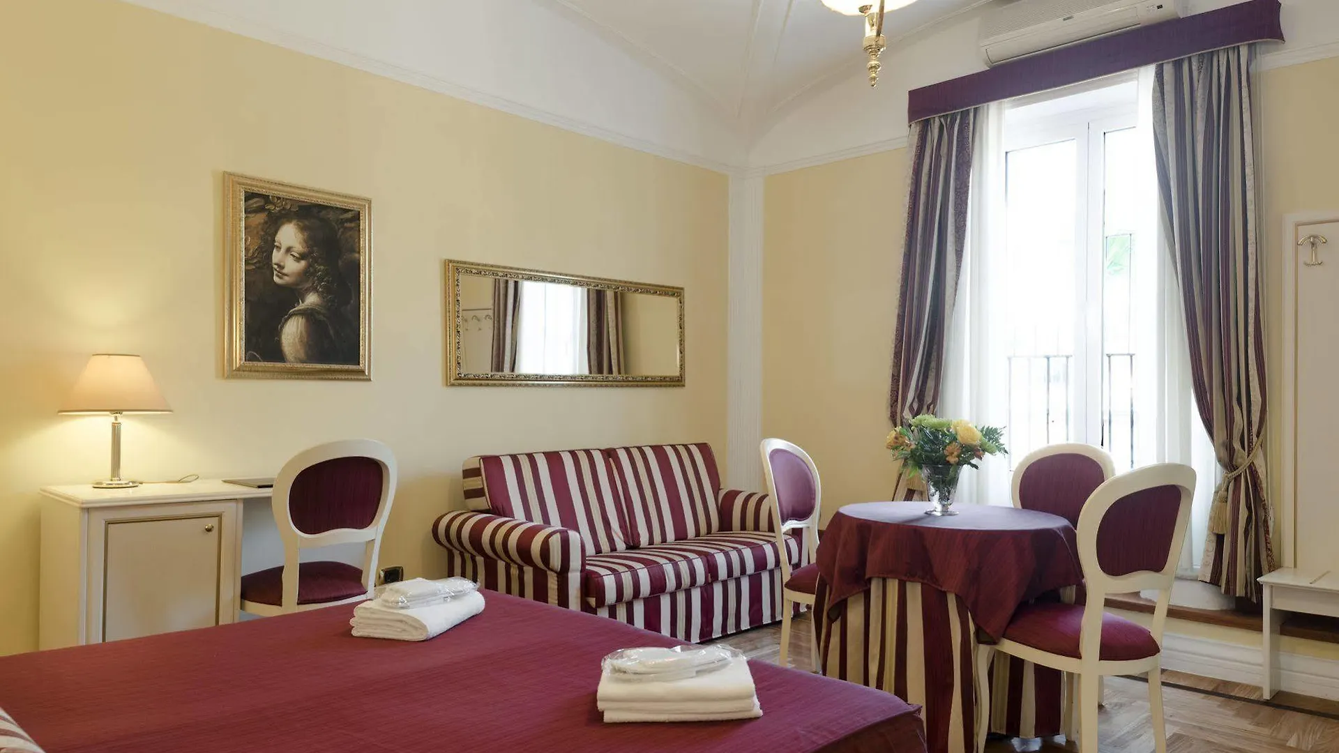 Hotel Relais Frattina Roma