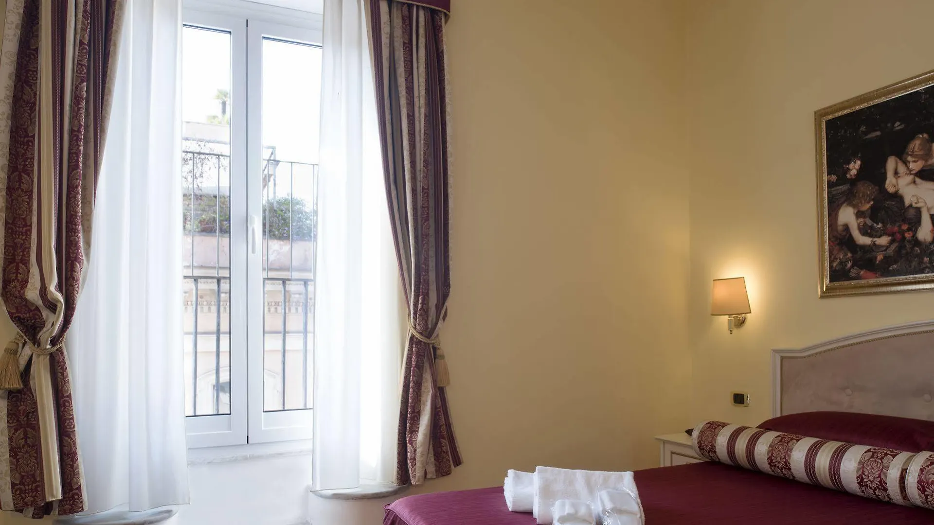 Hotel Relais Frattina Roma Pensión