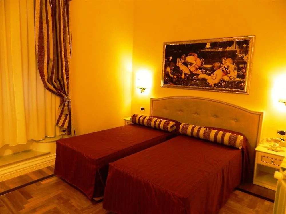 ** Pensión Hotel Relais Frattina Roma Italia